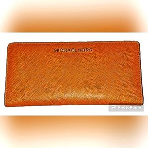 MICHAEL KORS 2 PIECE JET SET LONG SNAPPY WALLET W CARD HOLDER LIKE NEW C…